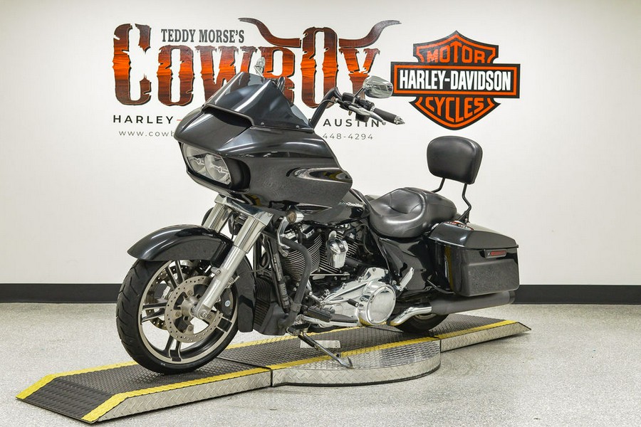 2017 Harley-Davidson® FLTRX - Road Glide®