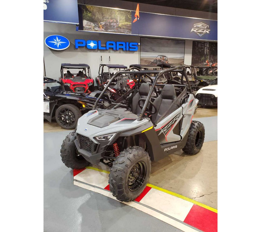 2024 POLARIS RZR 200 EFI