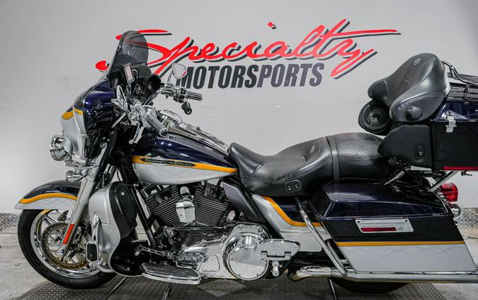 2012 Harley-Davidson CVO™ Ultra Classic® Electra Glide®