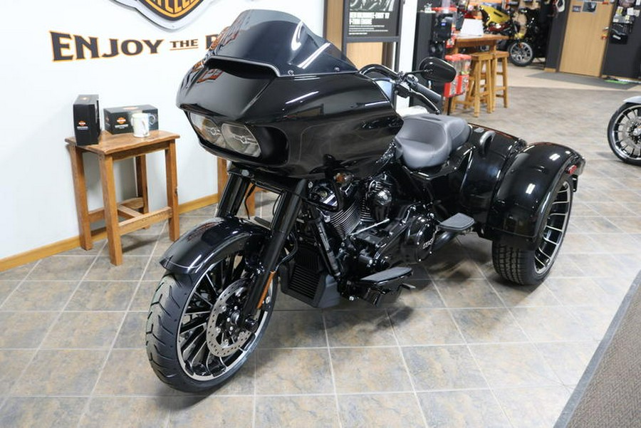 2024 Harley-Davidson® FLTRT - Road Glide® 3