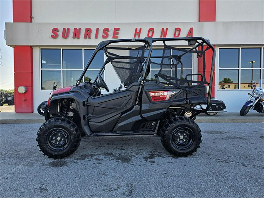 2024 Honda Pioneer 1000-5