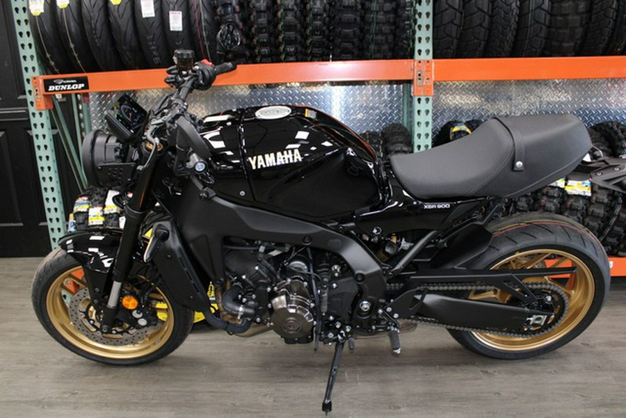 2025 Yamaha XSR 900