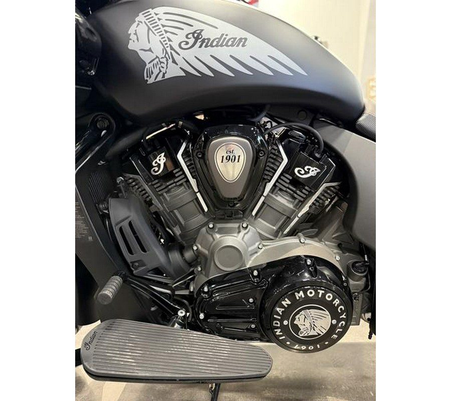 2026 Indian Motorcycle® Challenger® Dark Horse® Black Smoke