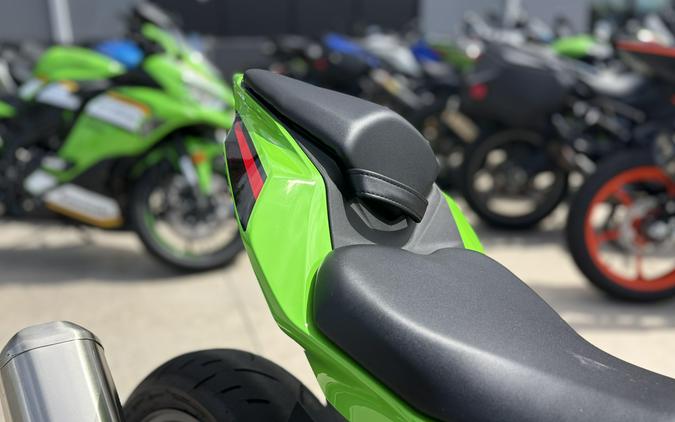 2024 Kawasaki NINJA ZX400