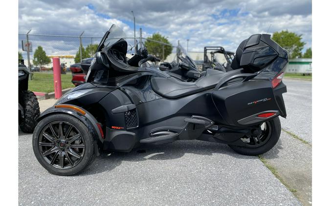 2016 Can-Am SPYDER RT-S SPECIAL SERIES