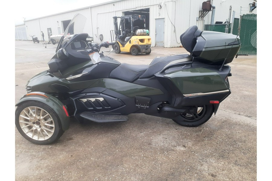 2023 Can-Am SPYDER RT SEA TO SKY