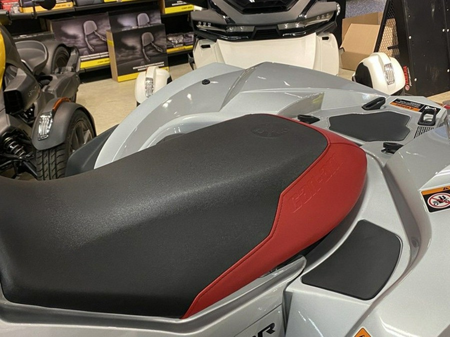 2025 Can-Am Renegade X Mr 1000 R Hyper Silver & Legion Red