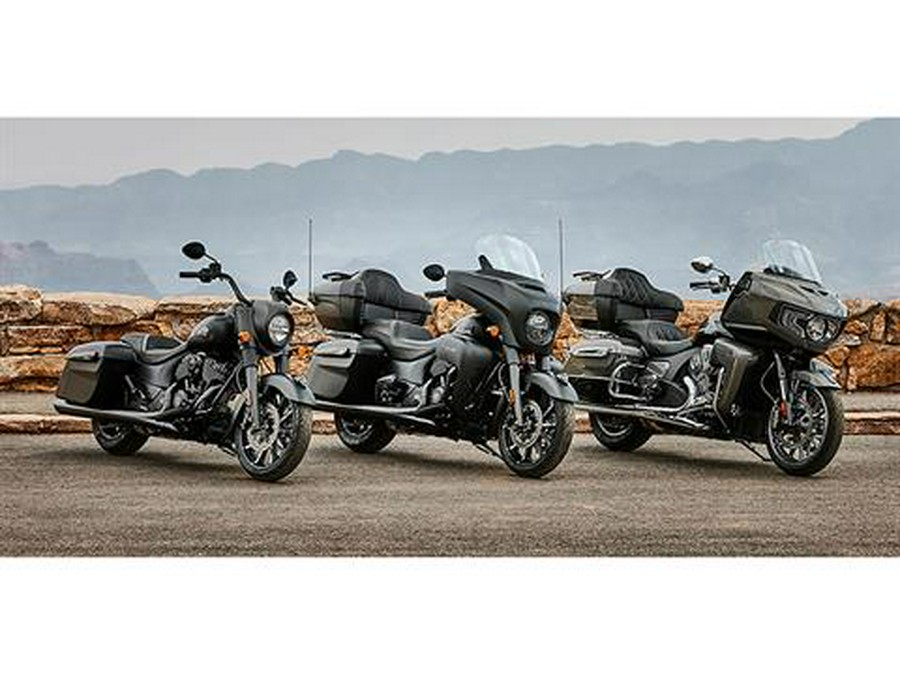 2024 Indian Motorcycle Springfield® Dark Horse®