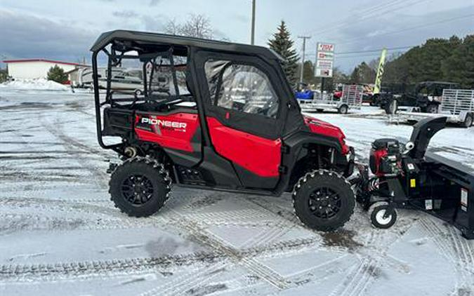 2024 Honda Pioneer 1000-5 Deluxe