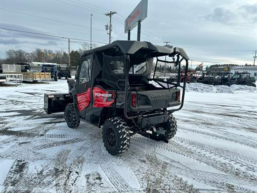 2024 Honda Pioneer 1000-5 Deluxe