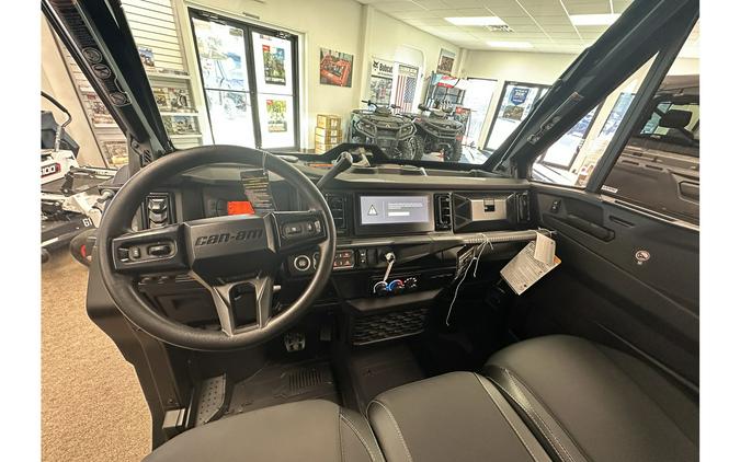 2026 Can-Am Defender Limited HD11