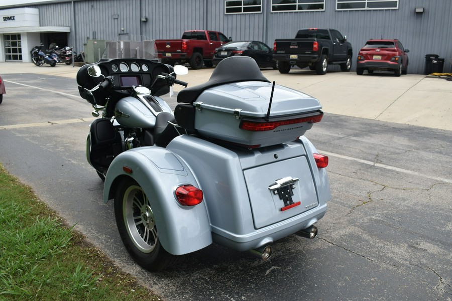 FLHTCUTG 2023 Tri Glide Ultra