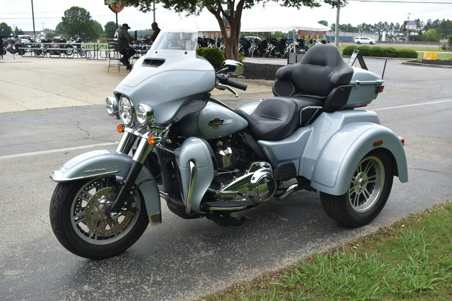 FLHTCUTG 2023 Tri Glide Ultra