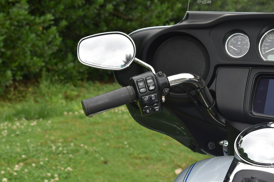 FLHTCUTG 2023 Tri Glide Ultra