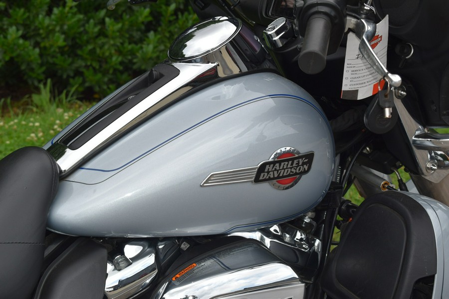 FLHTCUTG 2023 Tri Glide Ultra