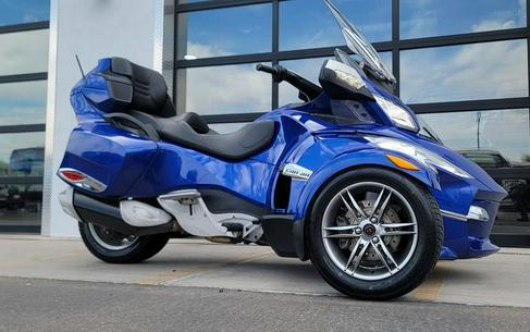 2012 Can-Am® Spyder® RT-S SE5