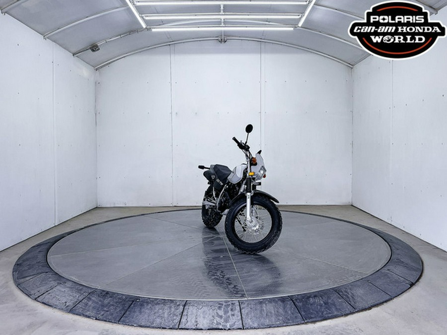2027 Yamaha TW 200