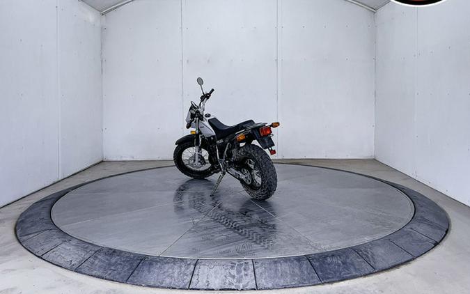 2027 Yamaha TW 200