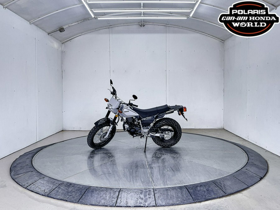 2027 Yamaha TW 200