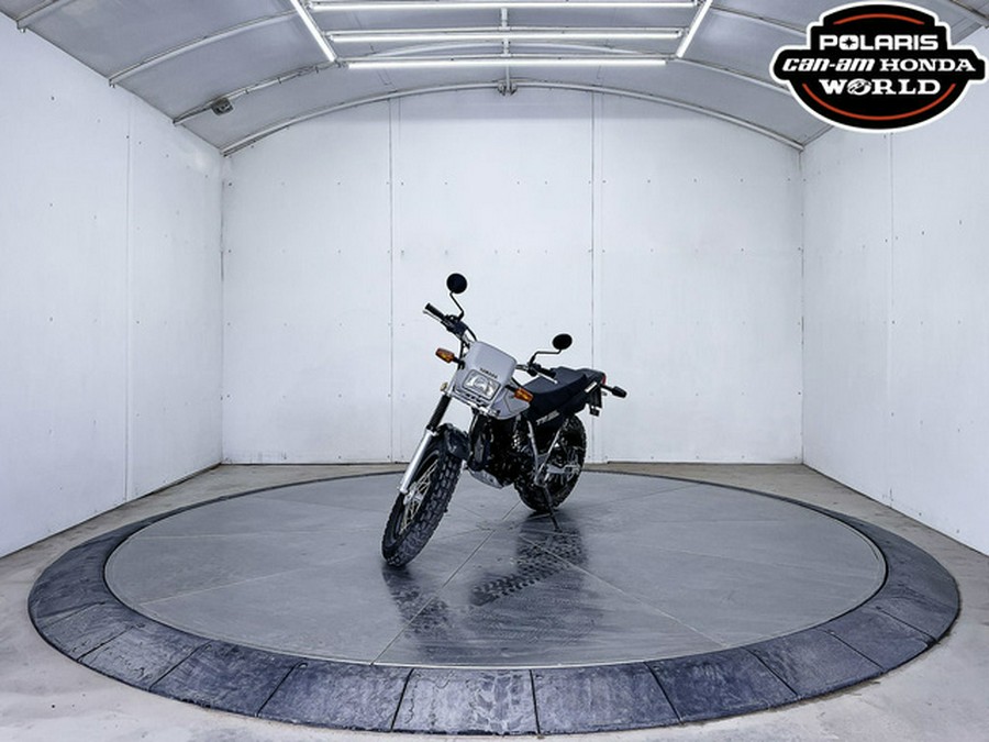 2027 Yamaha TW 200