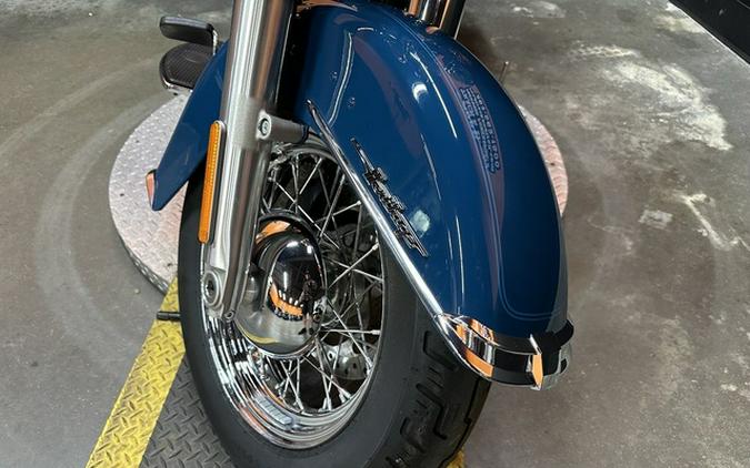 2021 Harley-Davidson Softail FLHC - Heritage Classic