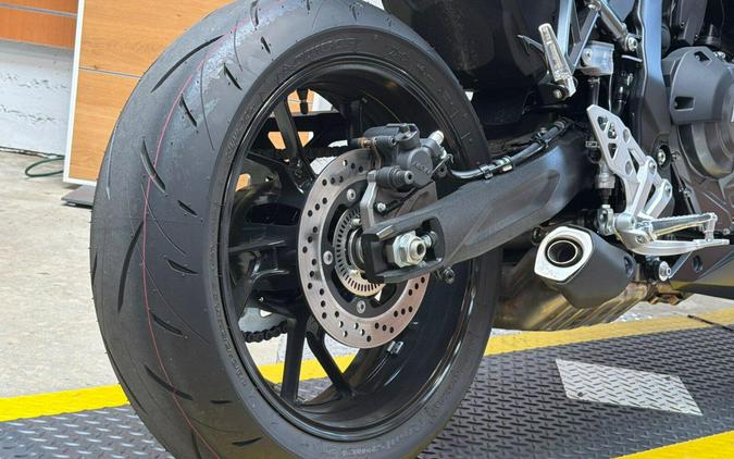 2025 Suzuki Gsx-8r