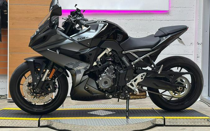 2025 Suzuki Gsx-8r