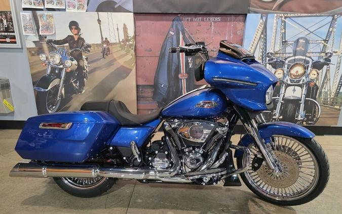 2025 Harley-Davidson Street Glide FLHX