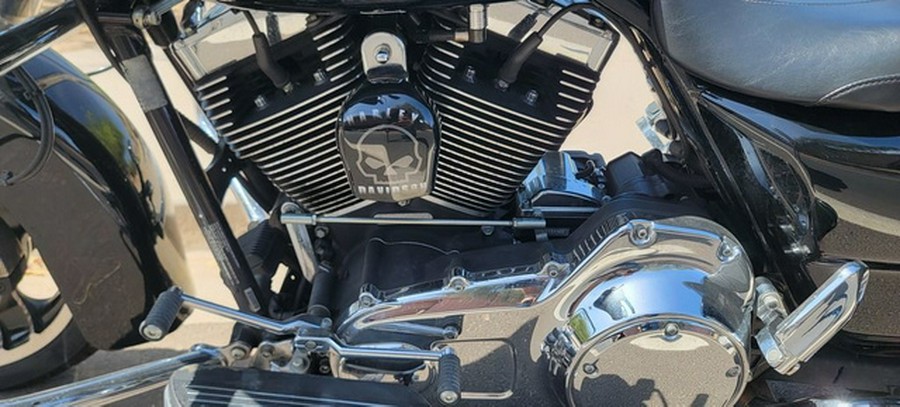 2011 Harley-Davidson FLHX - Street Glide