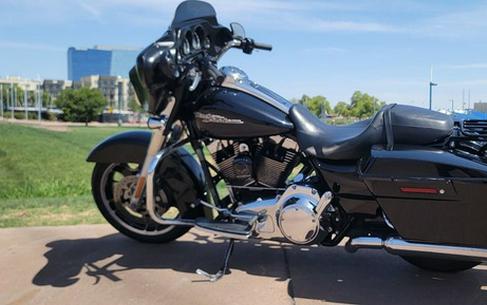 2011 Harley-Davidson FLHX - Street Glide
