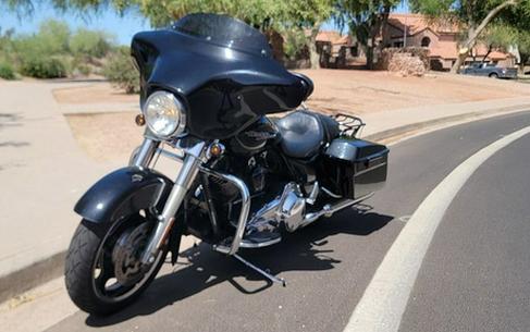 2011 Harley-Davidson FLHX - Street Glide