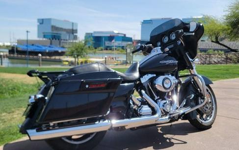 2011 Harley-Davidson FLHX - Street Glide