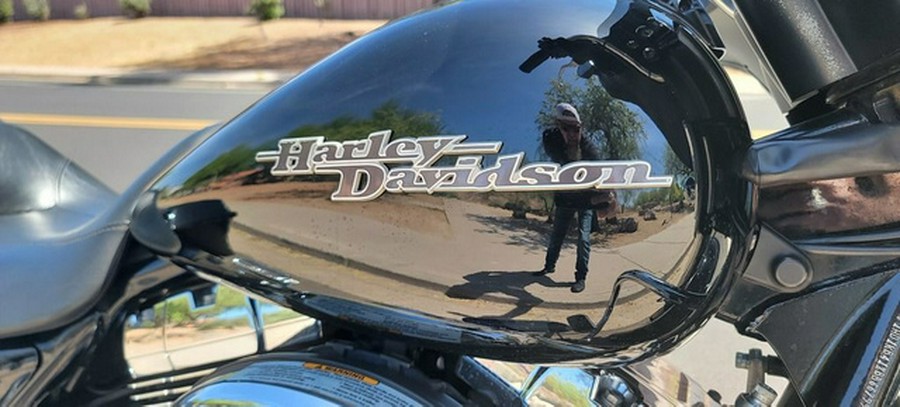 2011 Harley-Davidson FLHX - Street Glide