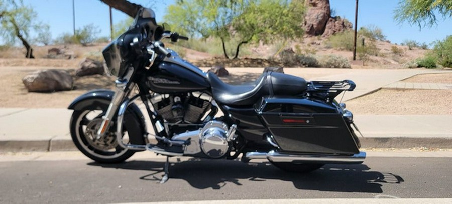 2011 Harley-Davidson FLHX - Street Glide