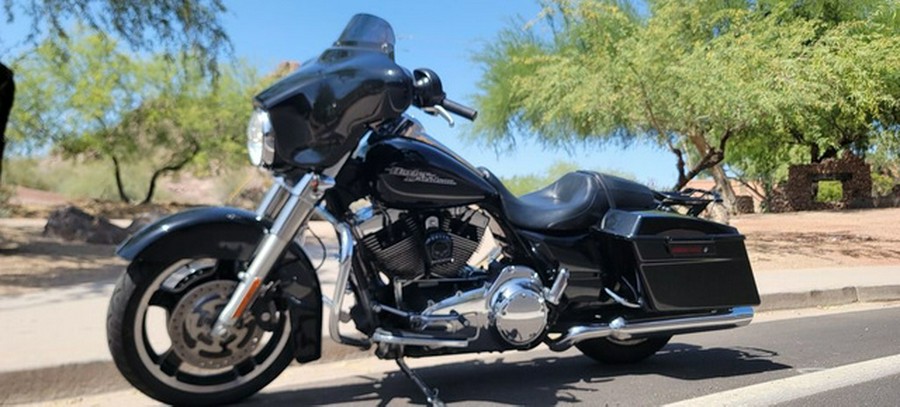 2011 Harley-Davidson FLHX - Street Glide