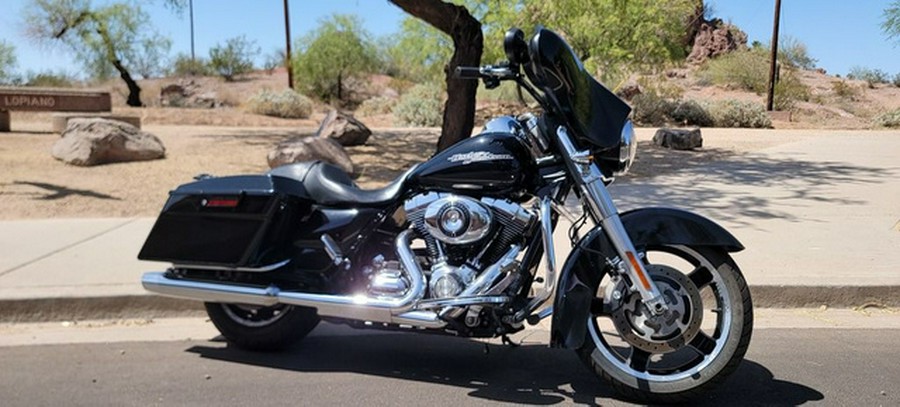 2011 Harley-Davidson FLHX - Street Glide