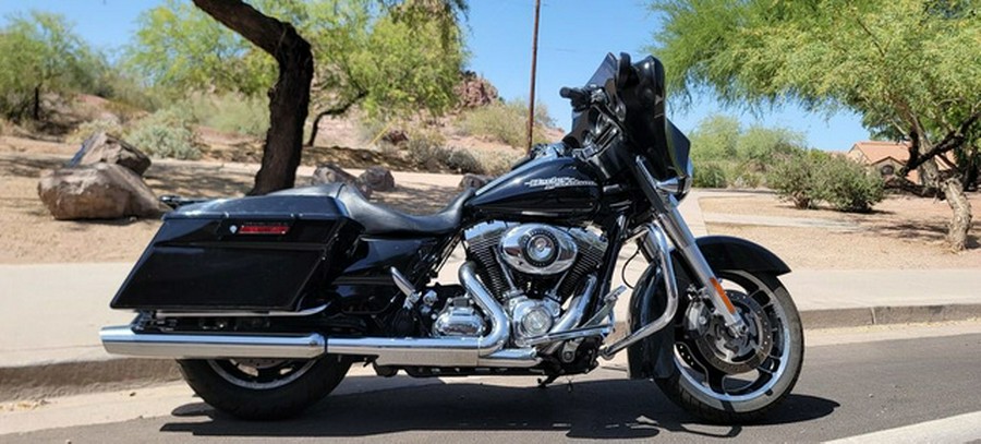 2011 Harley-Davidson FLHX - Street Glide