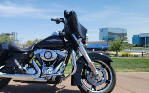 2011 Harley-Davidson FLHX - Street Glide