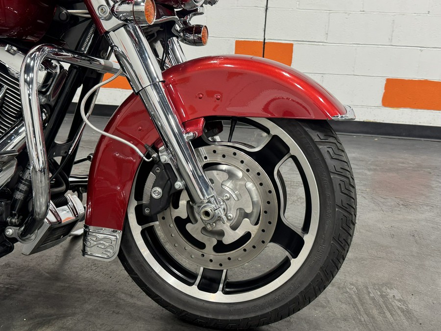 2012 HARLEY DAVIDSON STREET GLIDE