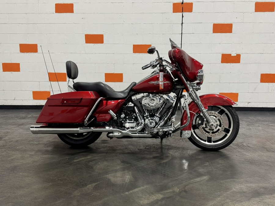 2012 HARLEY DAVIDSON STREET GLIDE