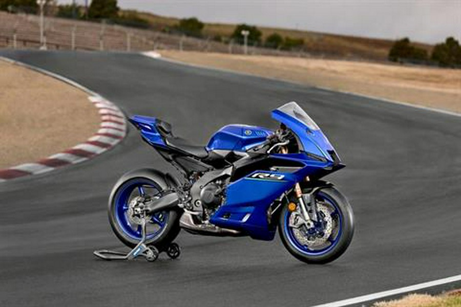 2027 Yamaha YZF-R9