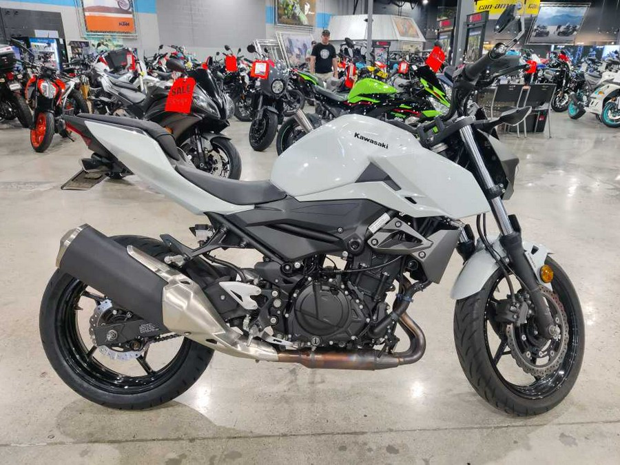 2022 KAWASAKI Z400 ABS