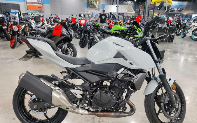 2021 Kawasaki Z400 ABS First Look Preview