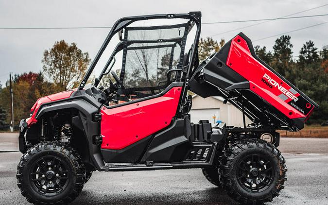 2025 Honda® Pioneer 1000 Deluxe