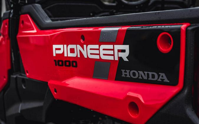 2025 Honda® Pioneer 1000 Deluxe