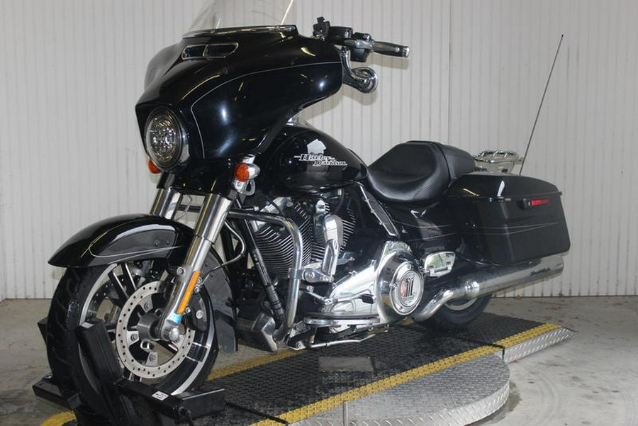 2015 Harley-Davidson® FLHXS - Street Glide® Special
