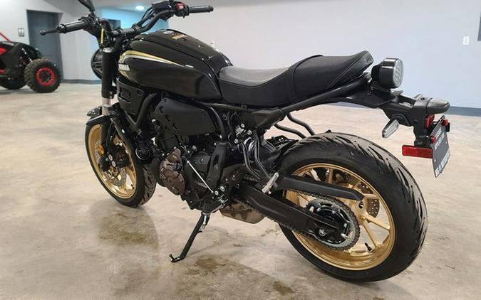2025 Yamaha XSR 700