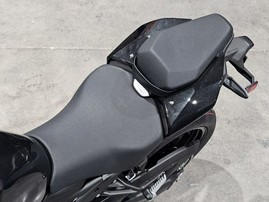 2025 Kawasaki Z900 ABS