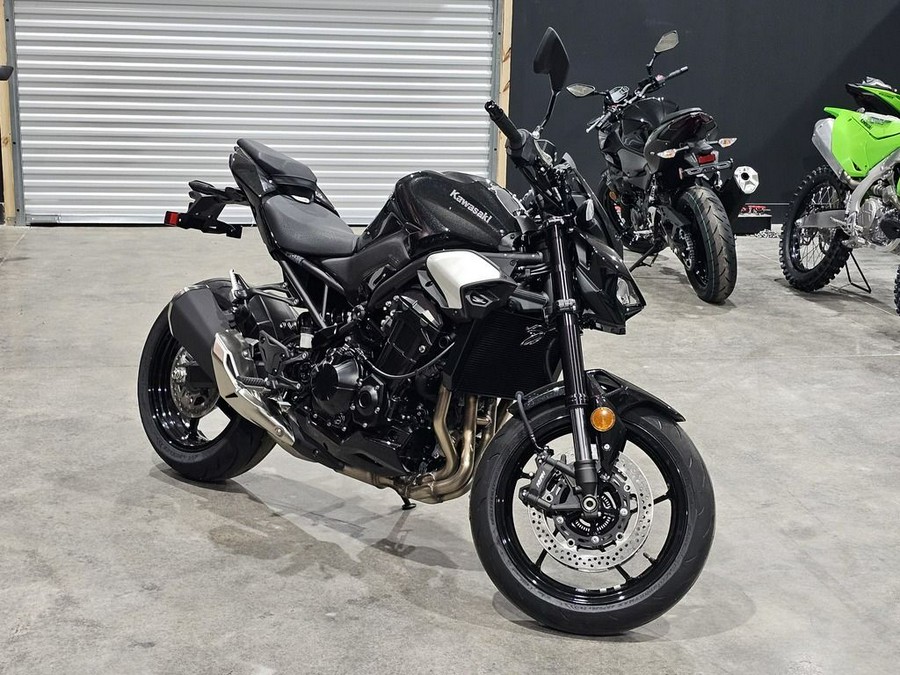 2025 Kawasaki Z900 ABS