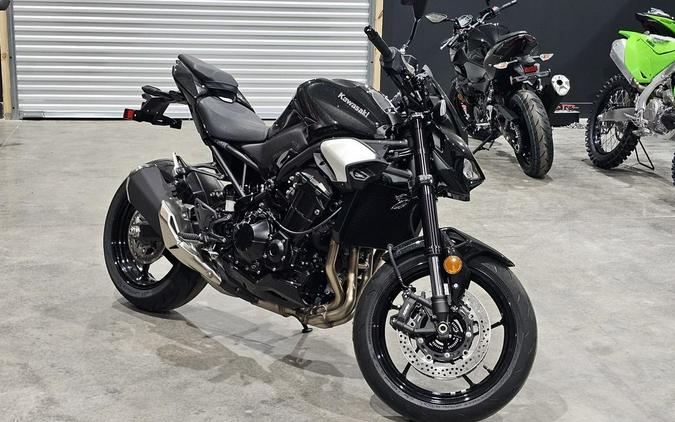 2025 Kawasaki Z900 ABS